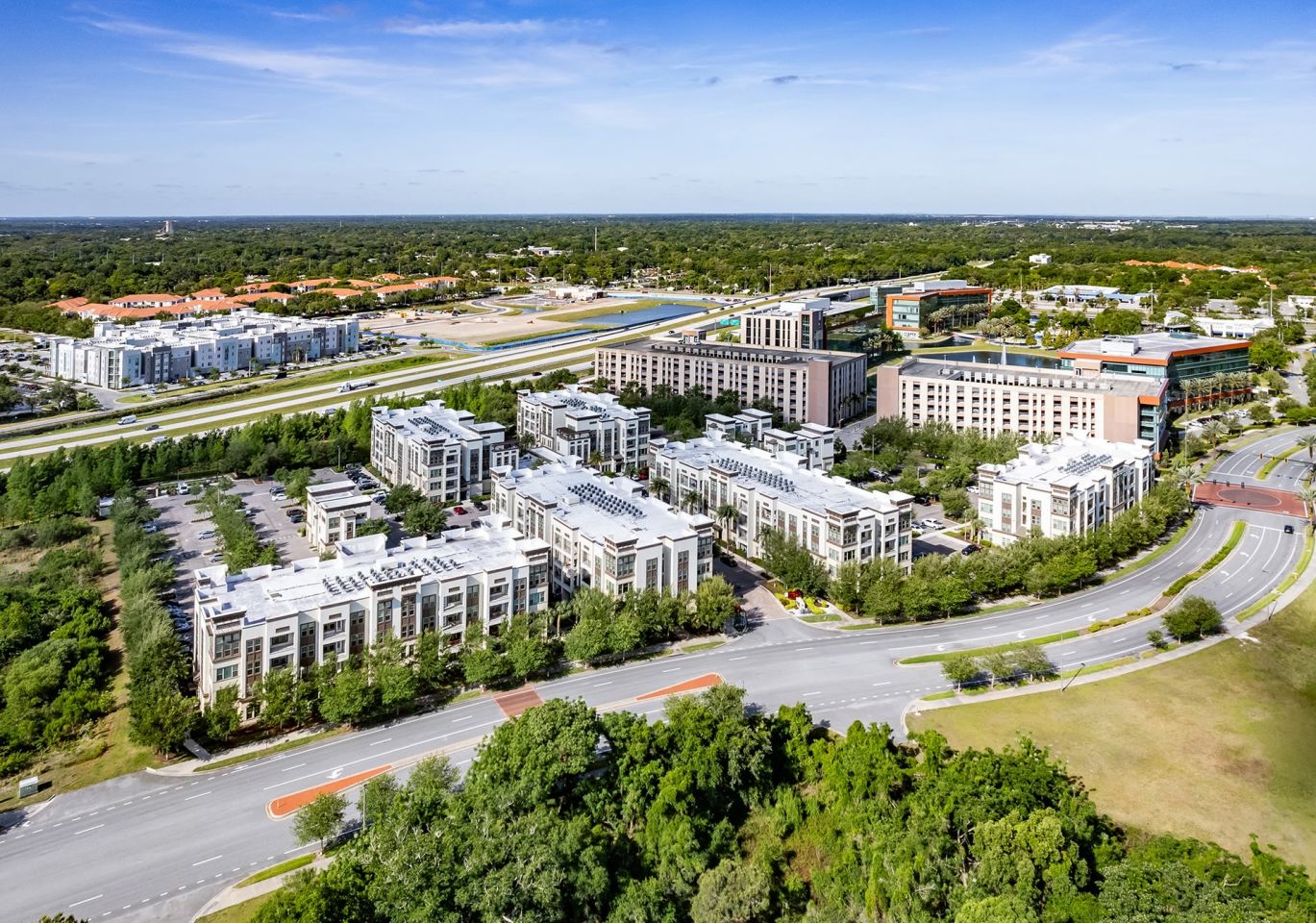 Nine 12 Gateway Apartments Image 35
