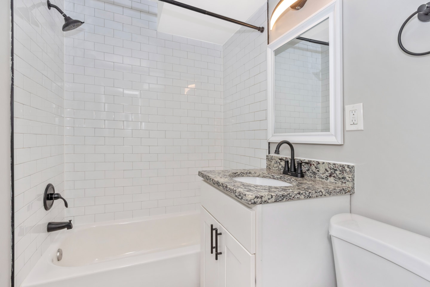 Avenue Apartments Image 19