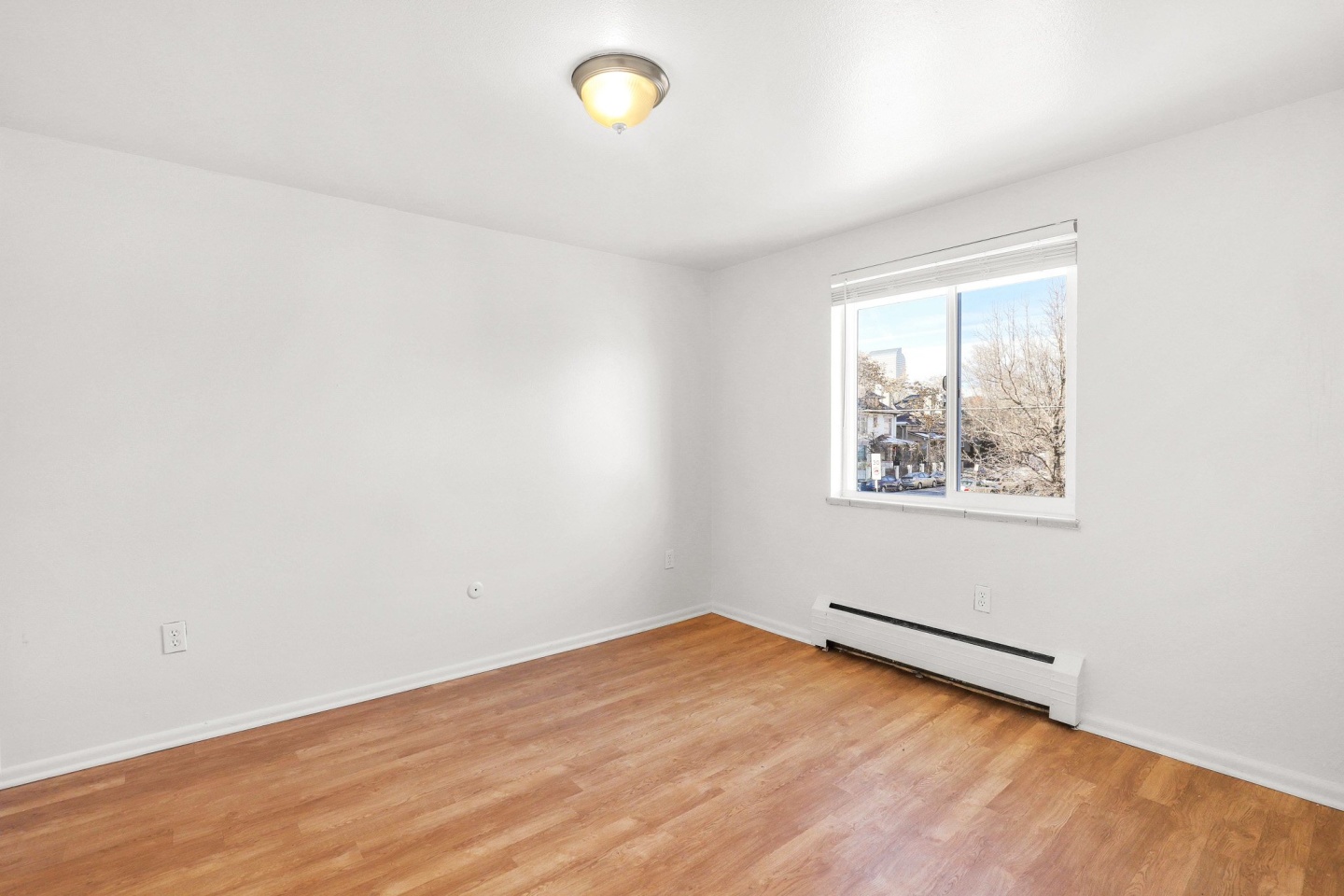Camelot Apartments Image 12