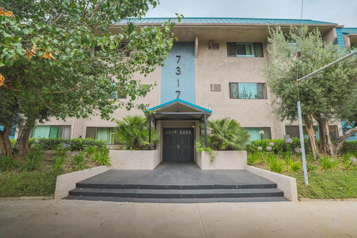 7317 Haskell Avenue Image 1