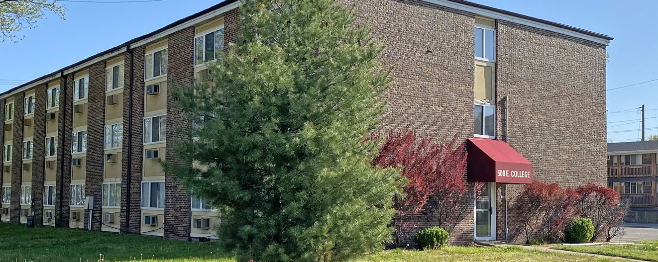 Saluki Apartments Image 8