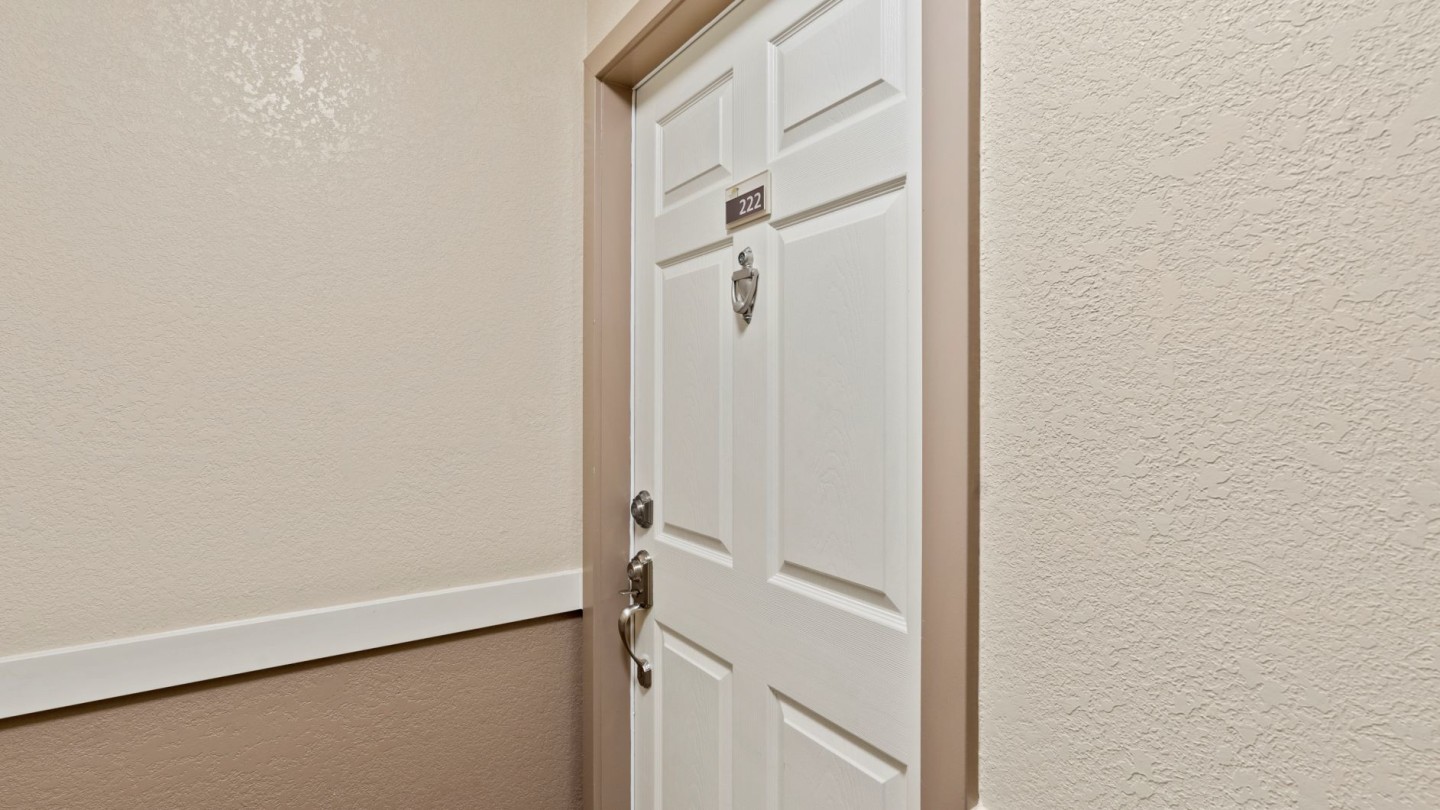 Vista Apartments Image 18