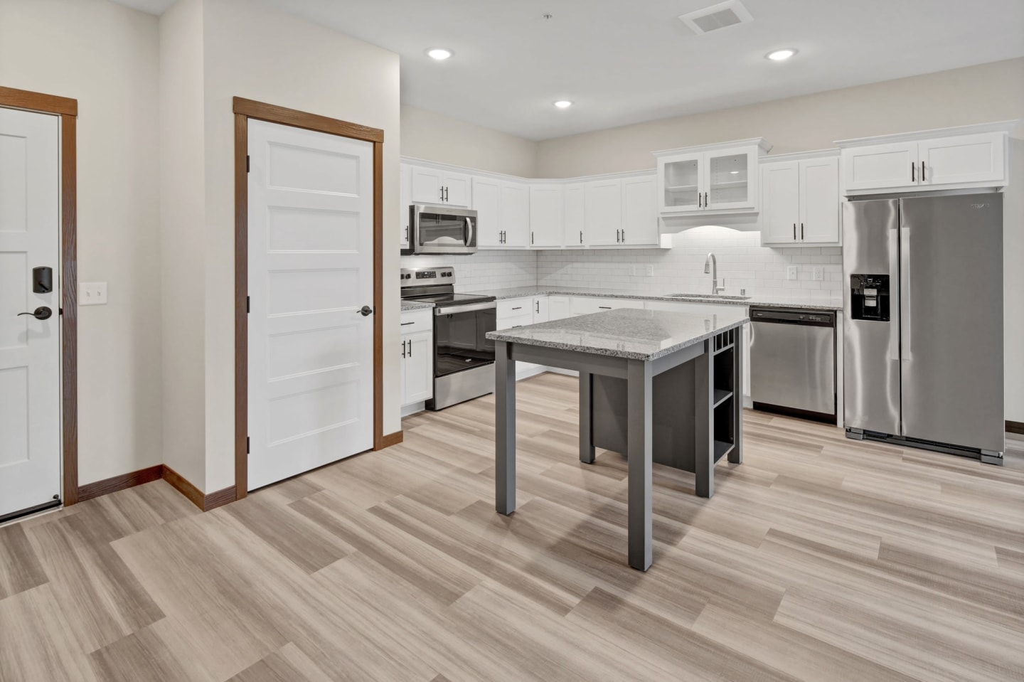 Urbana Court Apartments Image 7