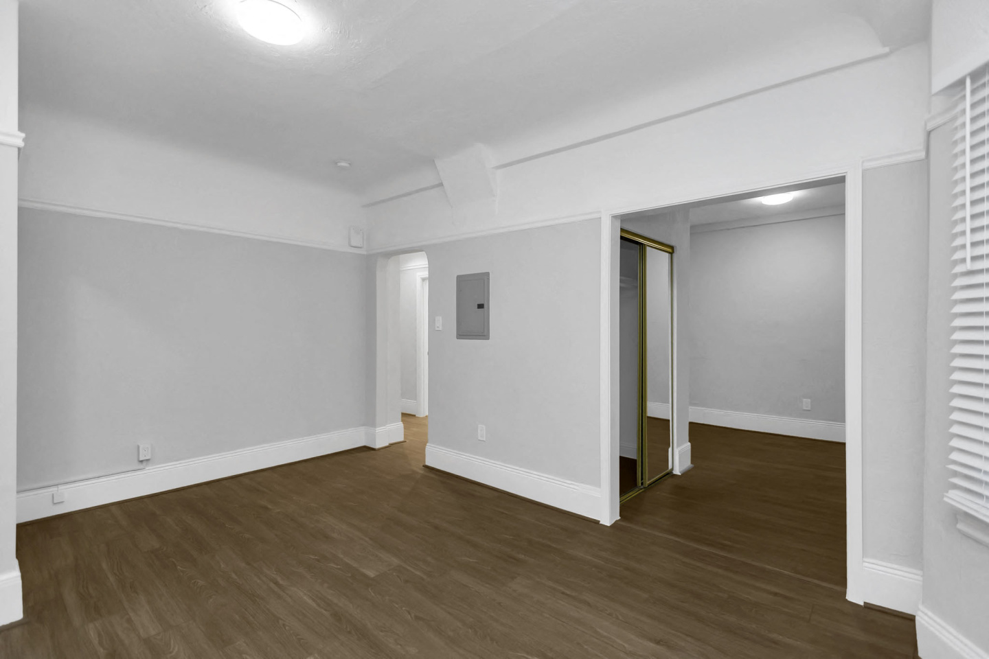 345 Fulton Image 9