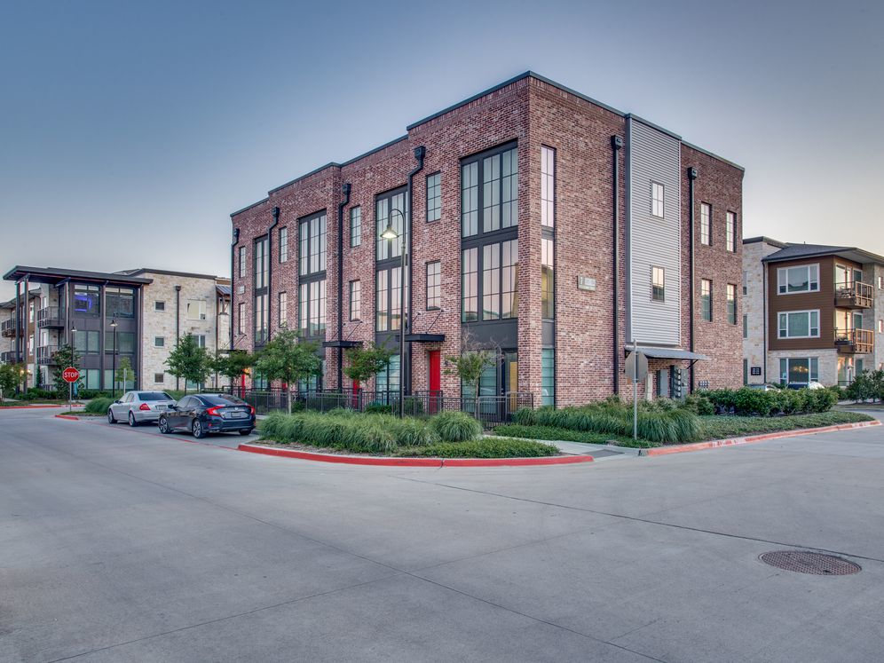 Avalon by AvalonBay West Plano Image 35