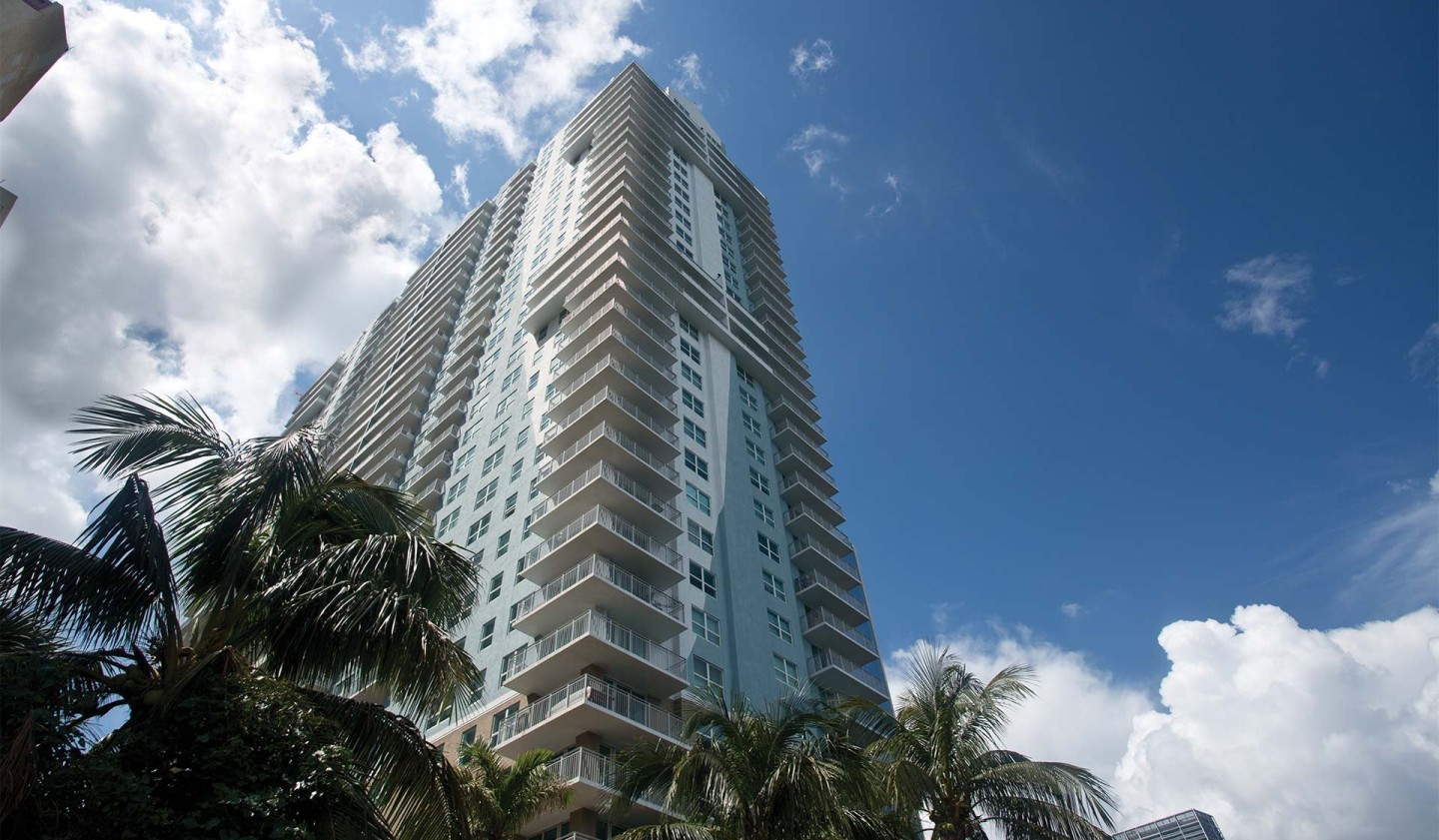 Yacht Club at Brickell Apartments Image 21