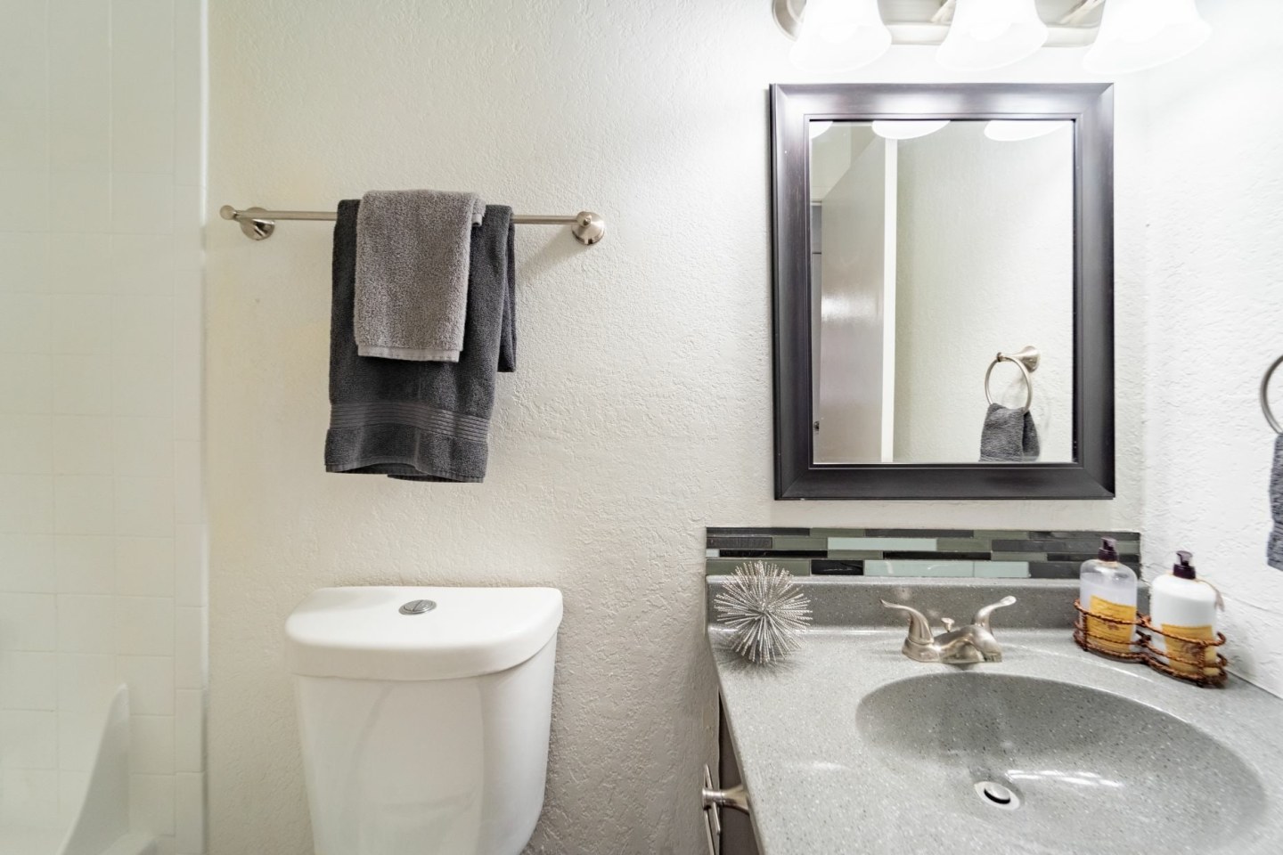 Sedona Apartments Image 4