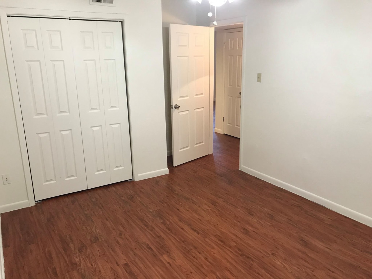Duval Villa Apartments Image 7
