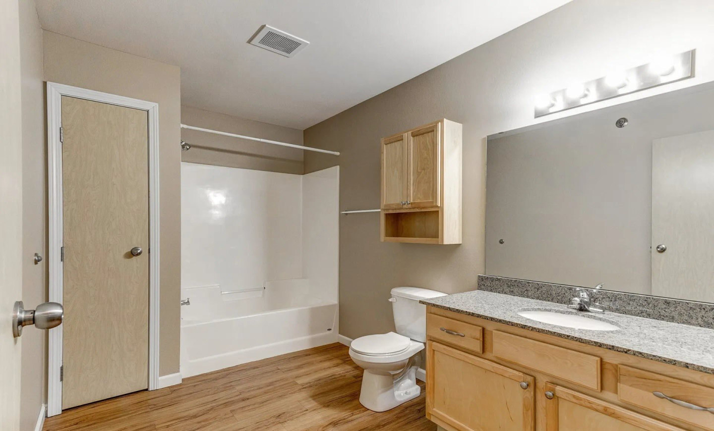 McEnroe Place Image 16