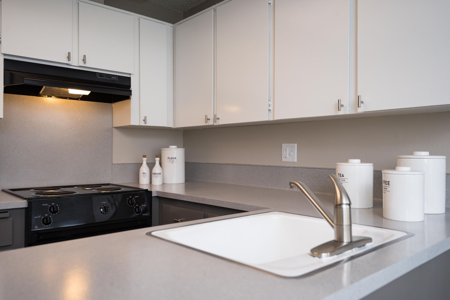 Hidden Oaks Apartment Homes Image 12