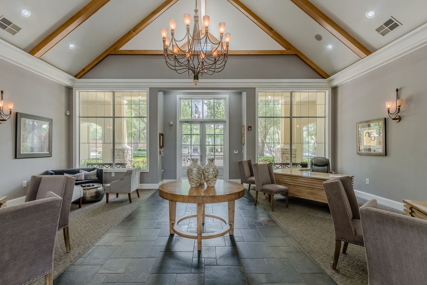 Grand Estates at Kessler Park Image 19