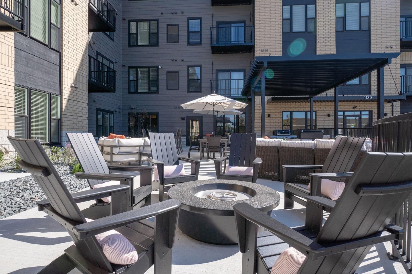 The Plaza at Hazeltine Apartments Image 26