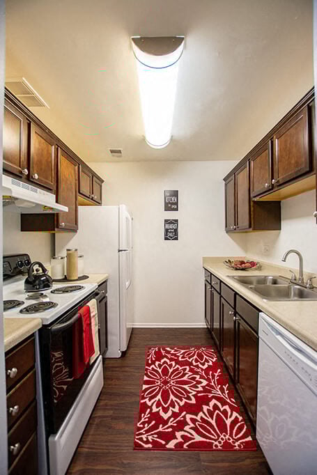 The Lodge Apartments Image 12