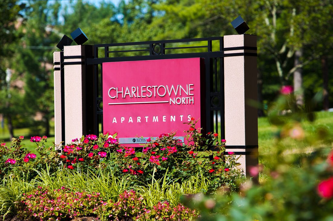 Charlestowne North Image 1