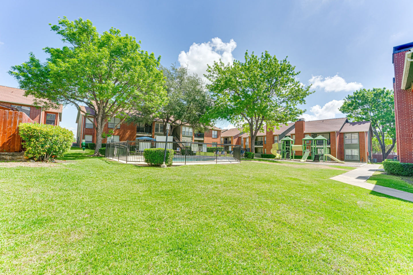 Bardin Oaks Image 13