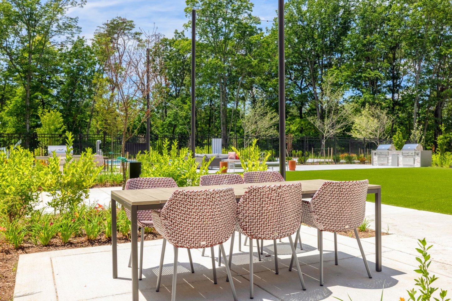 Creekstone Village Apartments Image 10