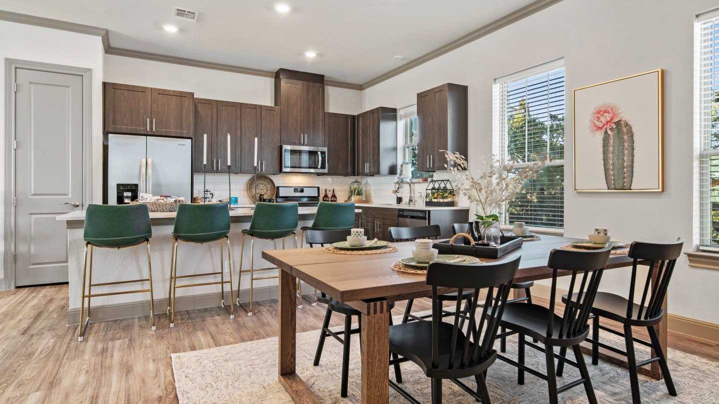 Summit Brownstones Townhomes Image 7