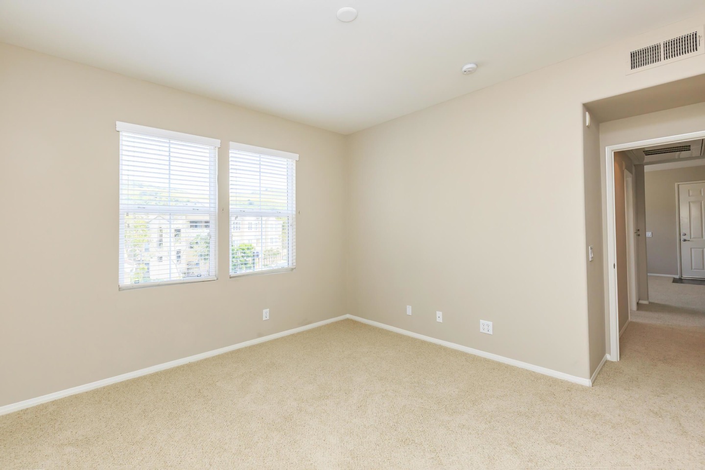 Laurel Terrace Apartment Homes Image 20