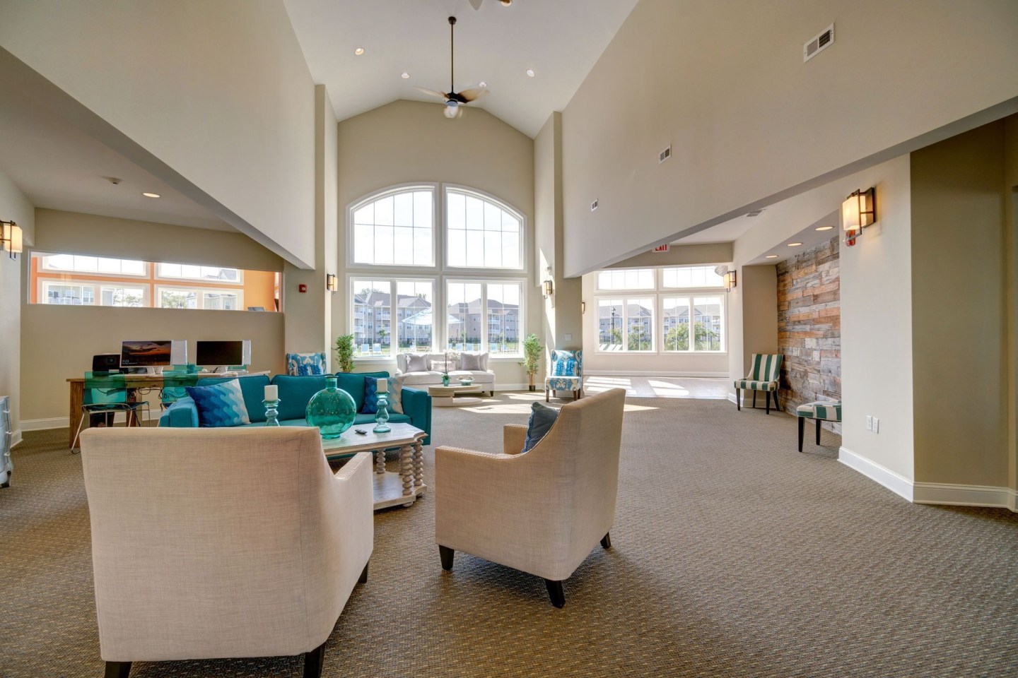 Leander Lakes Luxury Apartment Homes Image 3