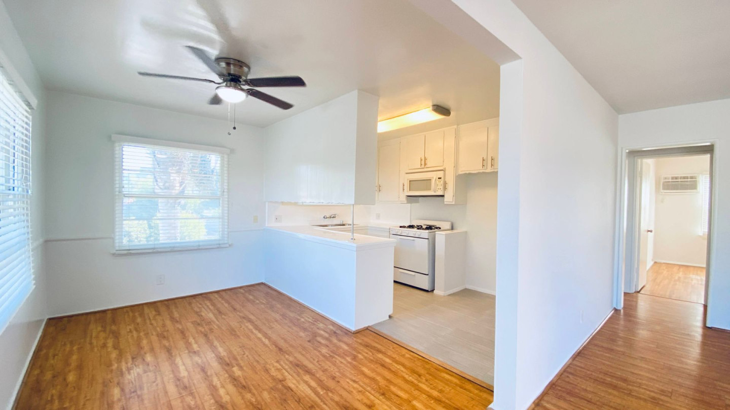 11320 Tiara St. Image 1