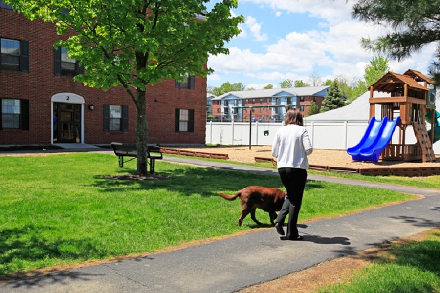 PRINCETON PLACE APARTMENTS Image 14