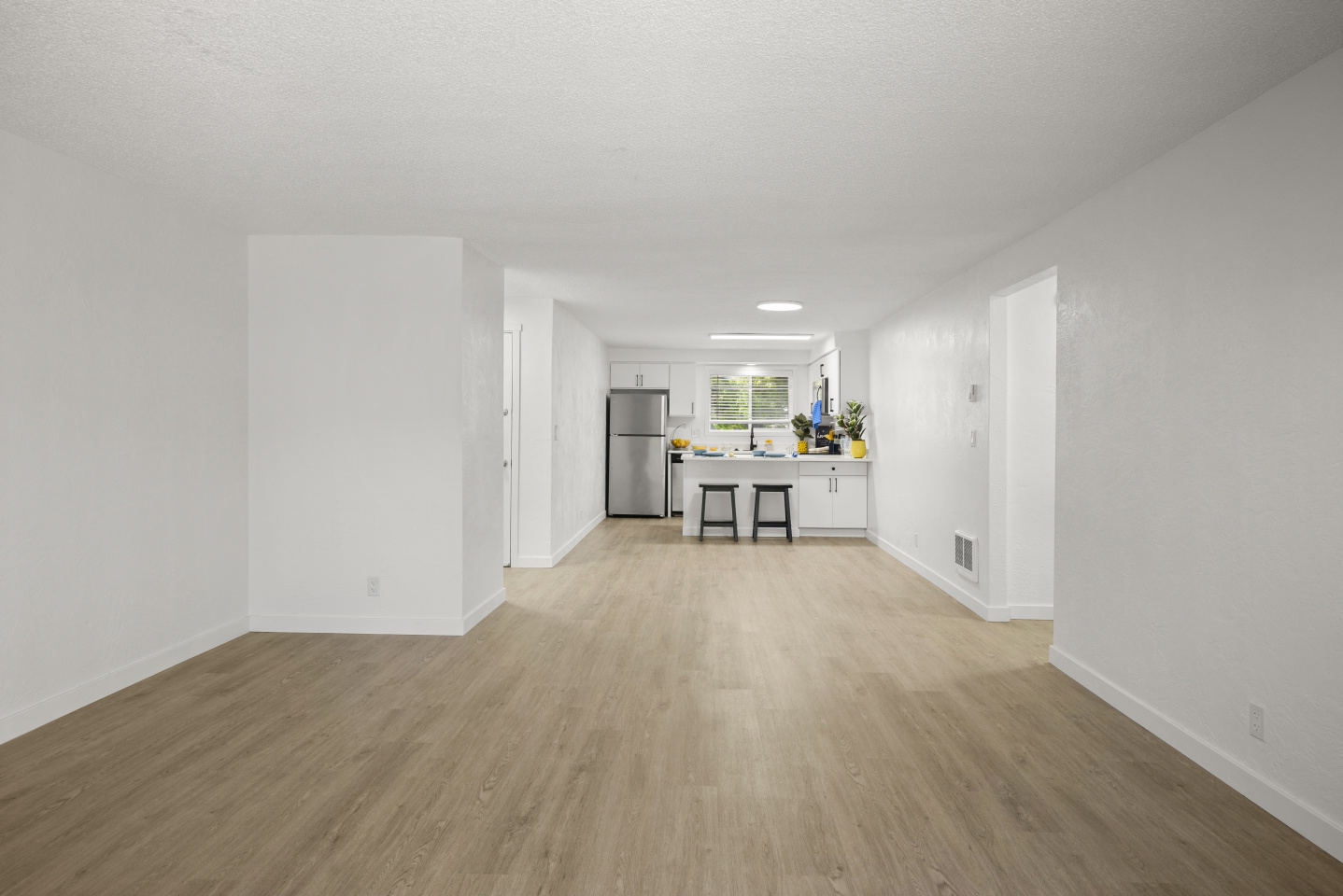 Chalet Apartments Image 10