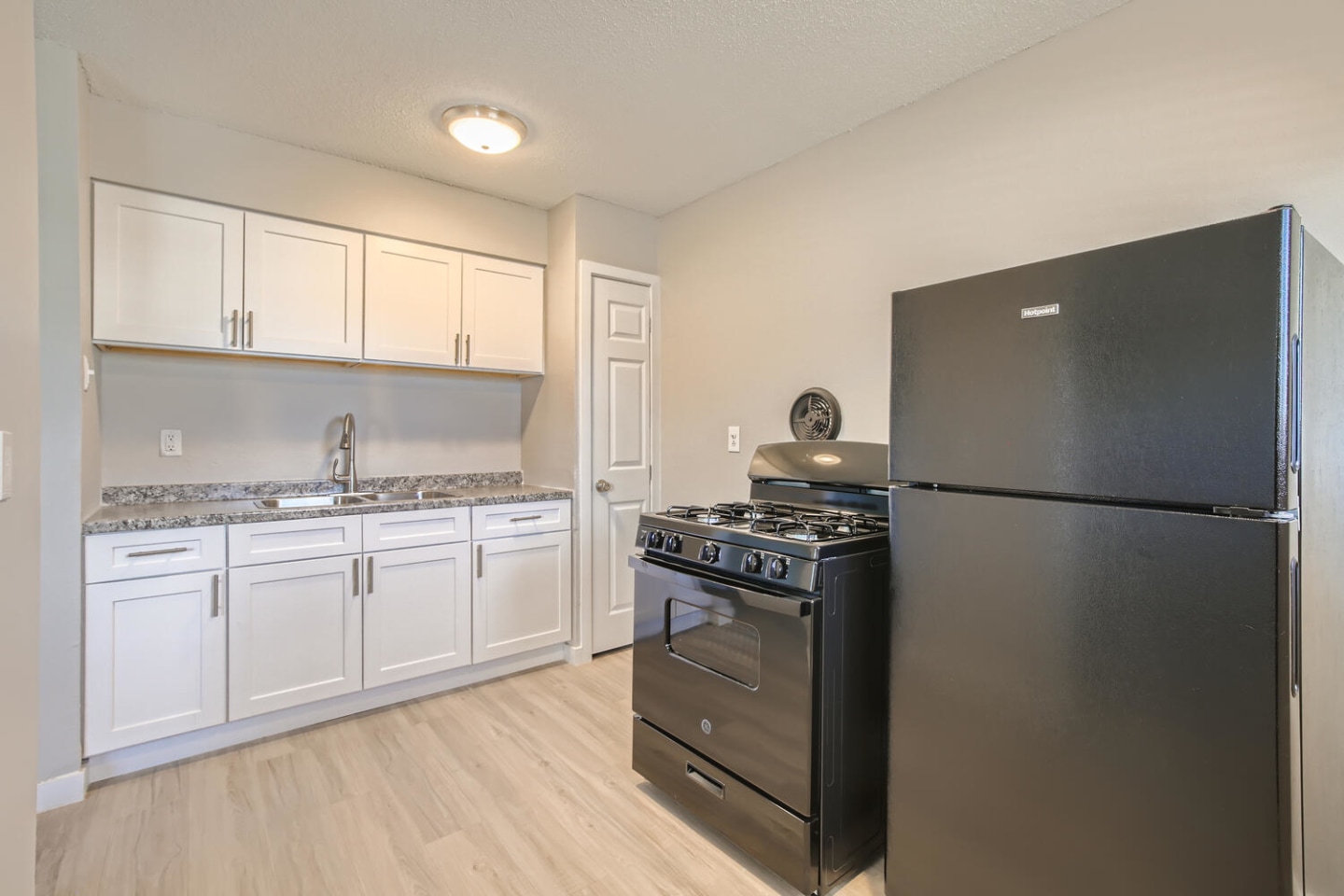 Mission Villas Image 6