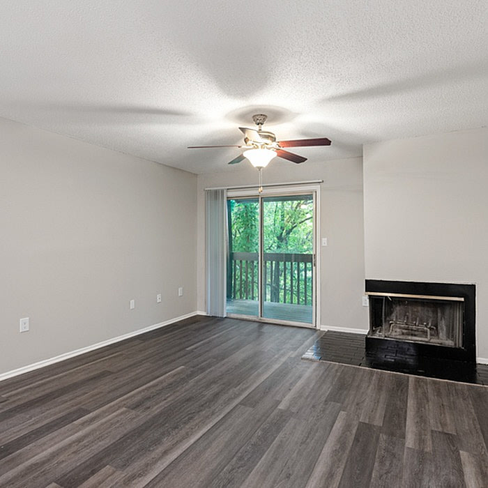 Parkwood Apartment Homes Image 10
