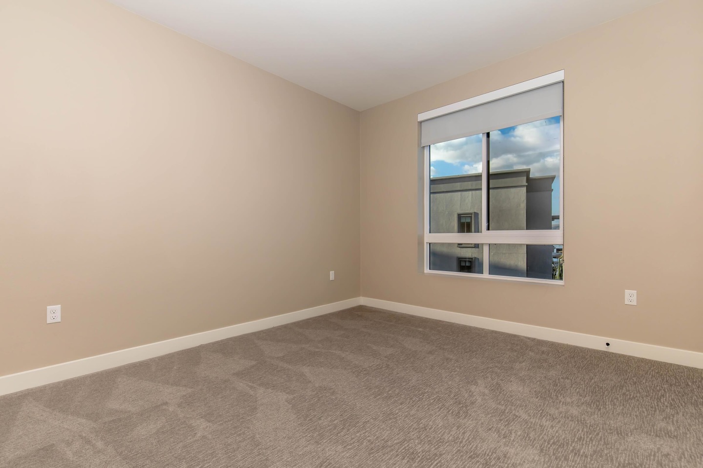 Link OC Apartments Image 116