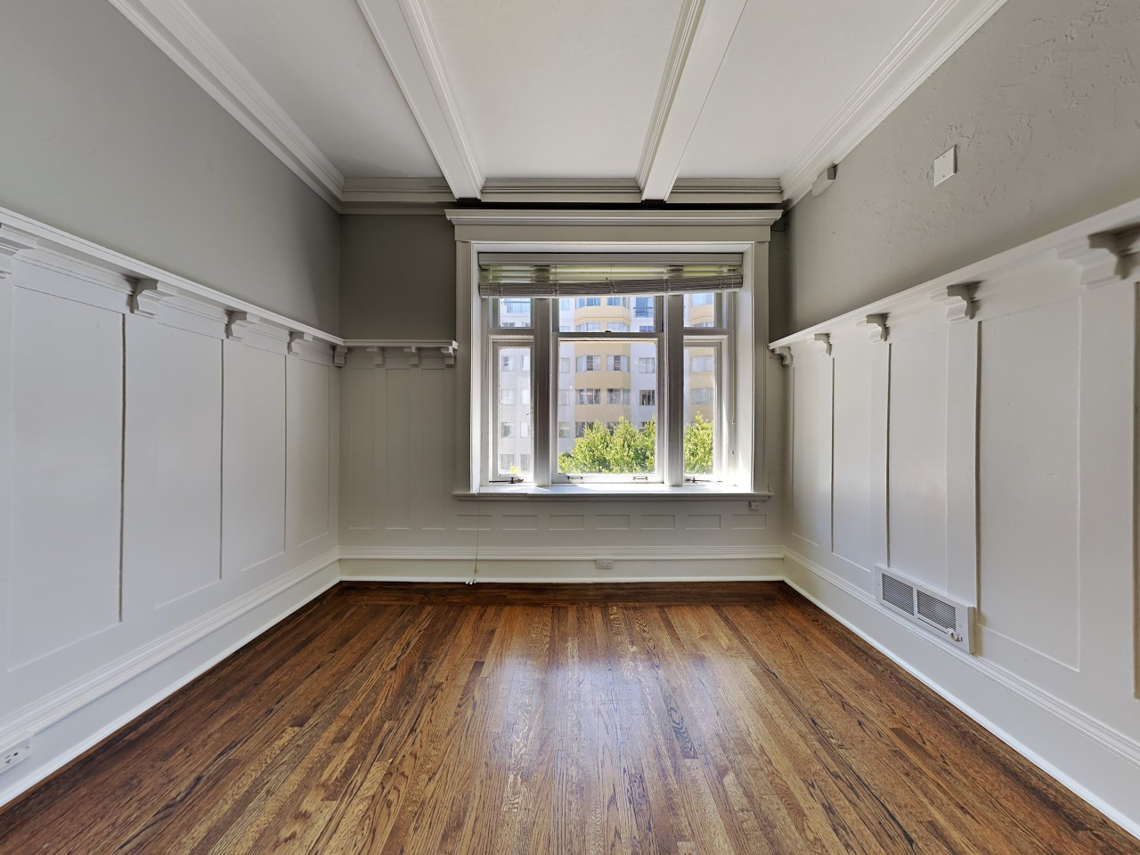 952 Sutter St. Image 12