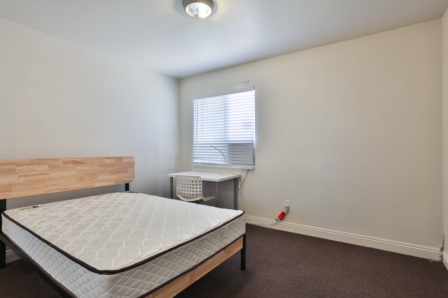 1374 W 35th Place - Co-Living Image 8