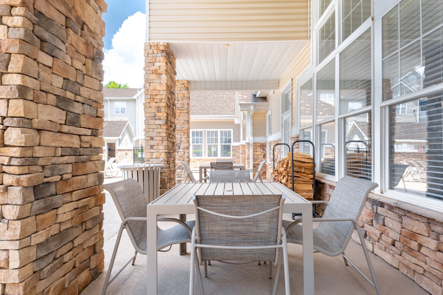 Allerton Place Apartments Image 17