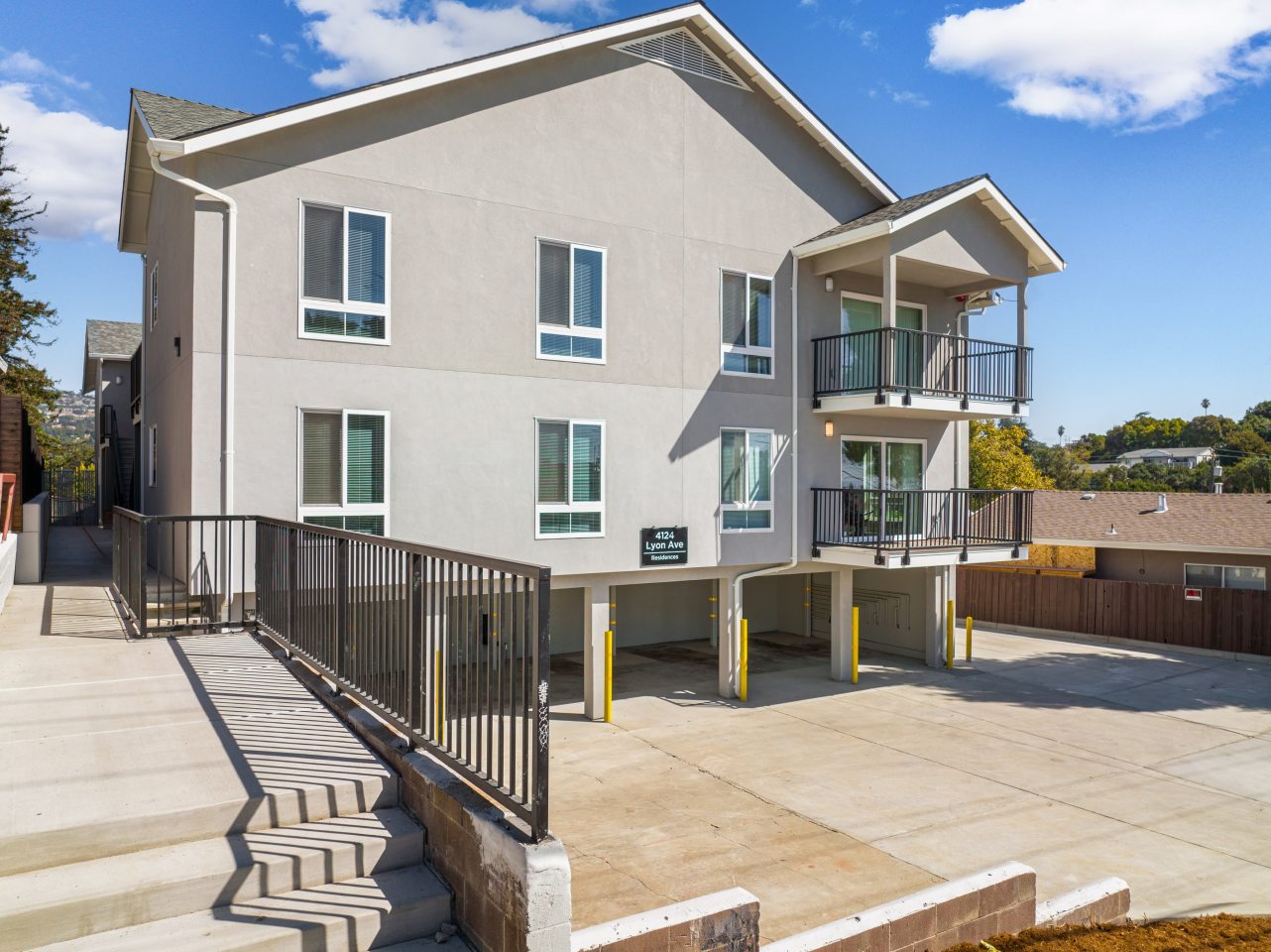 4124 Lyon Avenue Image 2