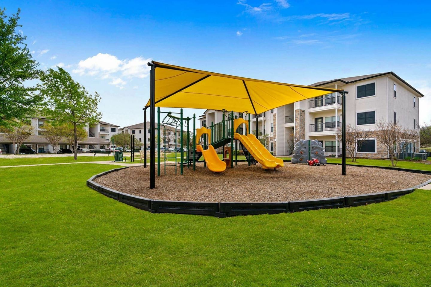 Chadwick Apartments Image 10