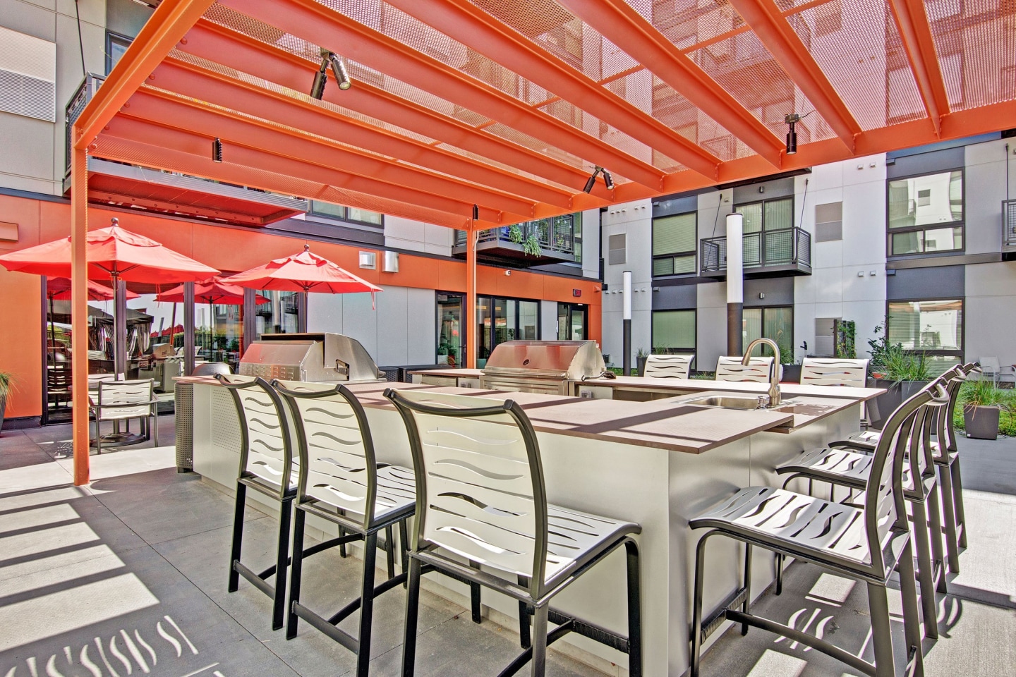 4800 Excelsior Image 17