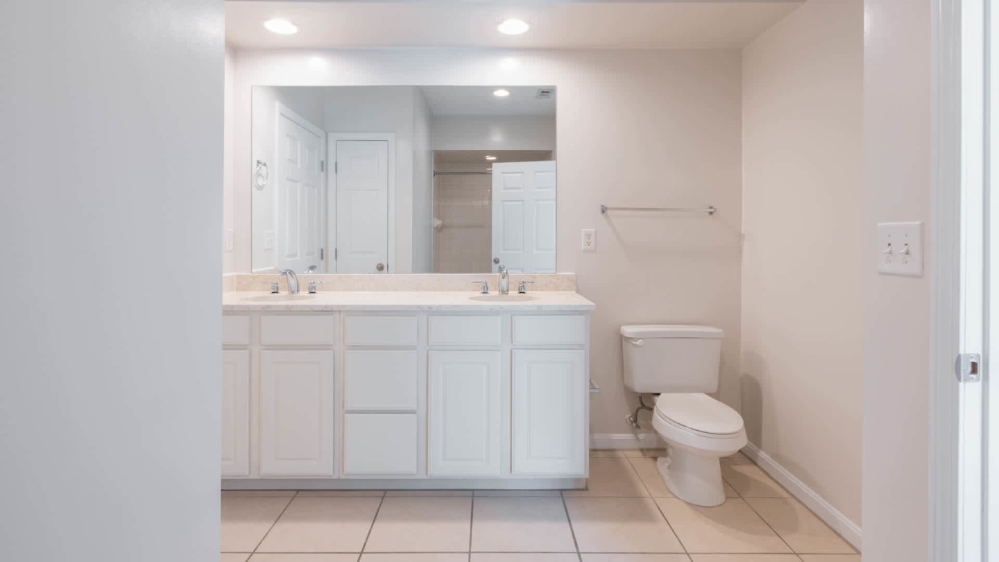 Quarry Hills Image 20
