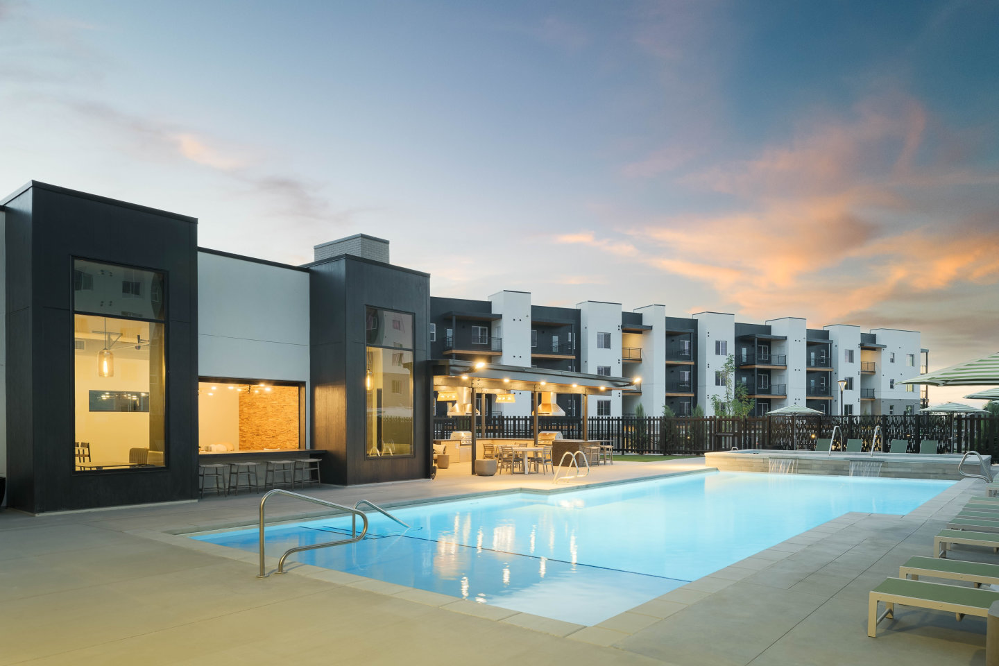 Canyon Ridge Apartments Image 4