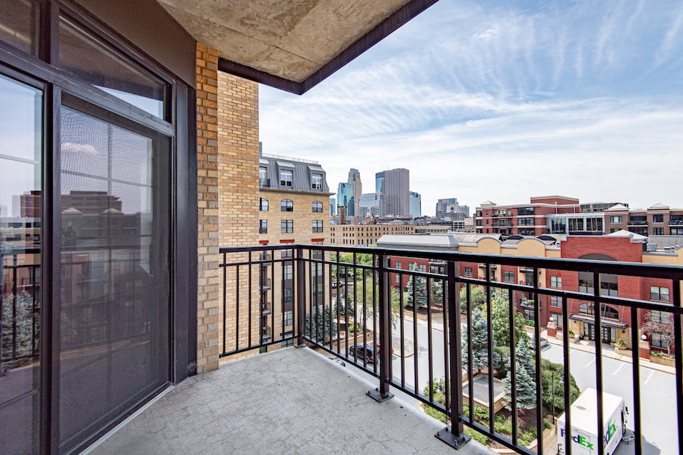 Heritage Landing Image 19