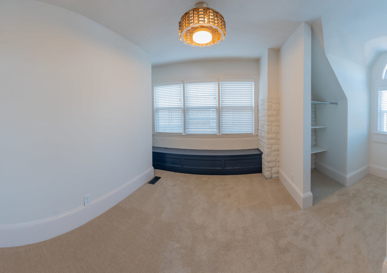 2541 Garfield Image 25