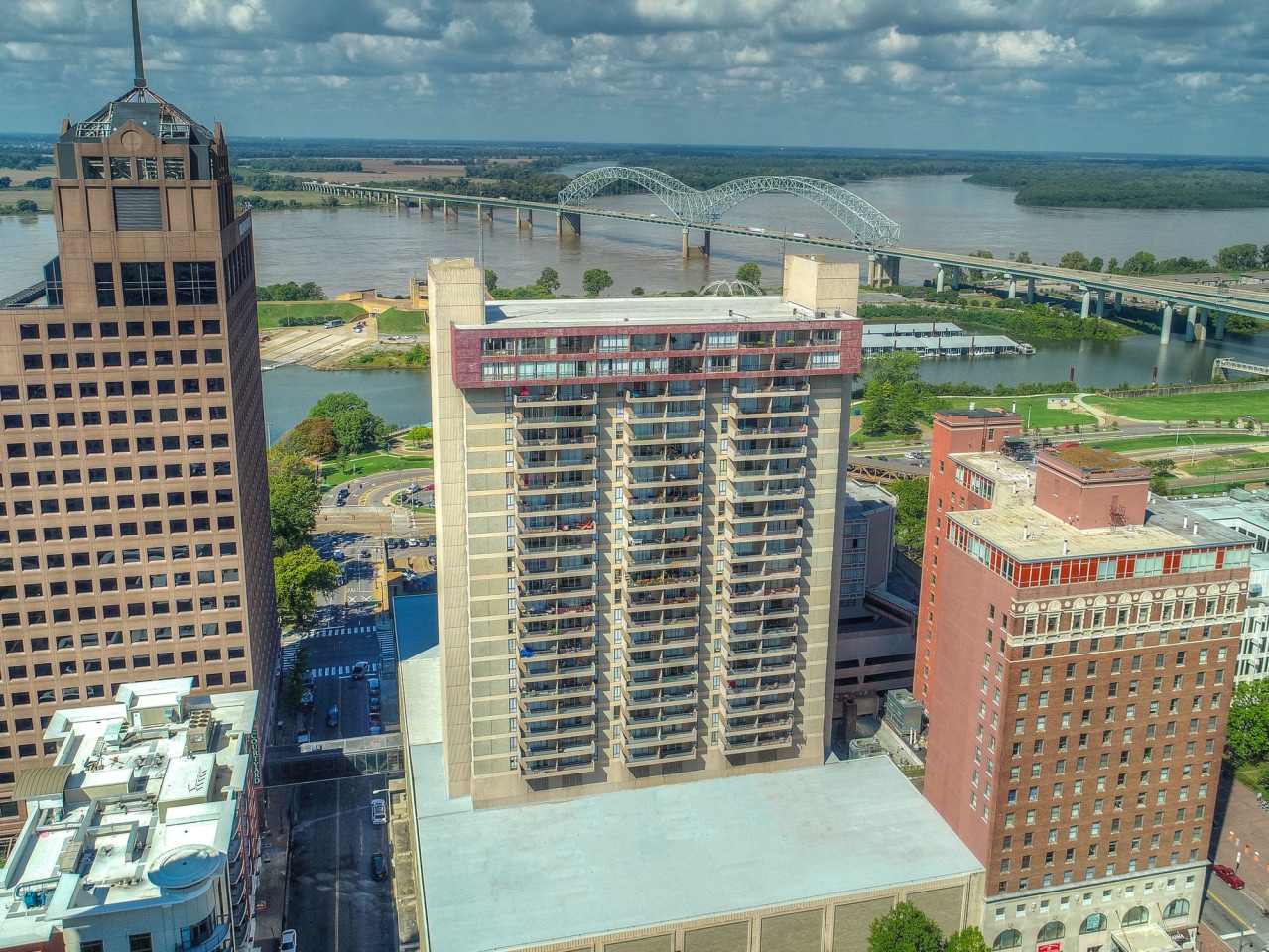 Indigo Riverview Image 3