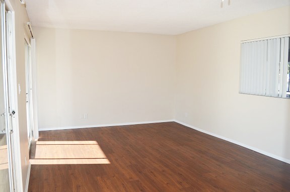 Madison Court Image 15