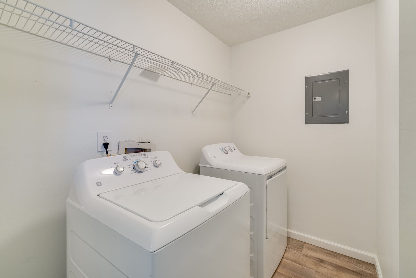 Stoney Creek Apartments Image 8