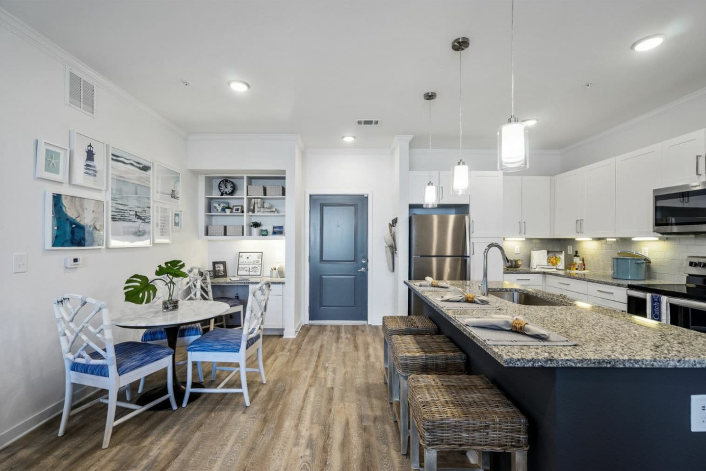 Seaview Apartments at Santa Rosa Beach Image 4