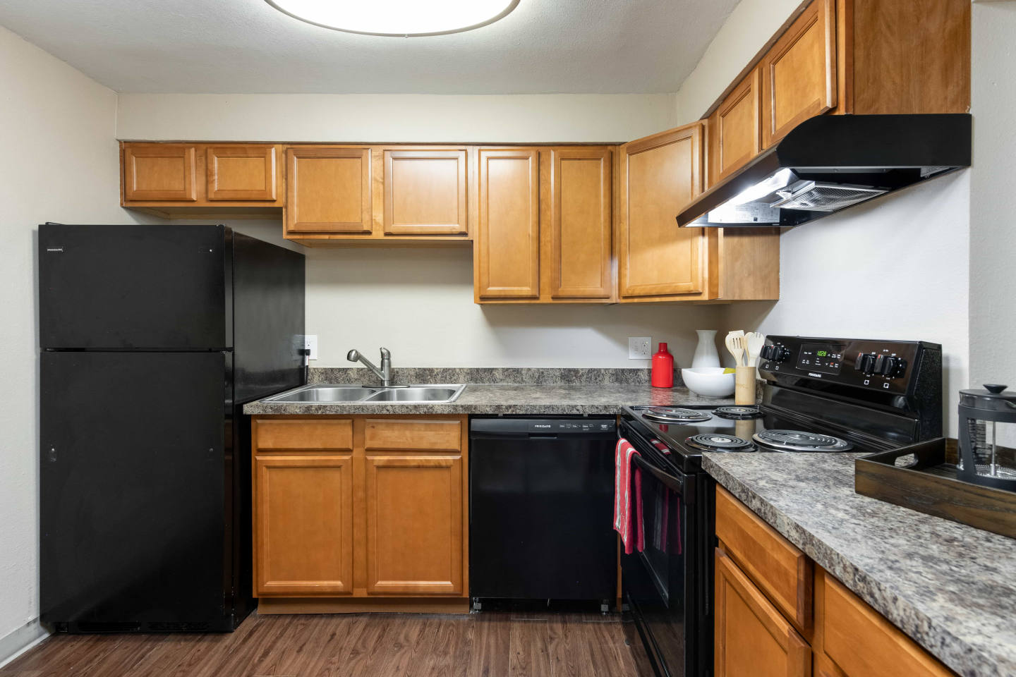 Webster Lake Apartments Image 7