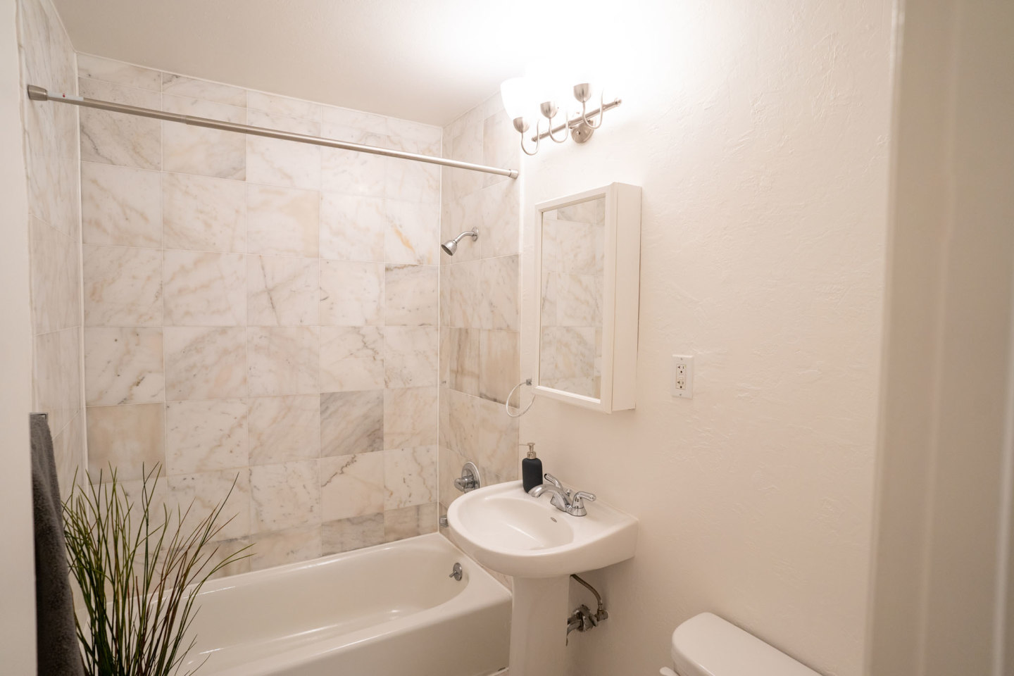 3440 20th St Image 8