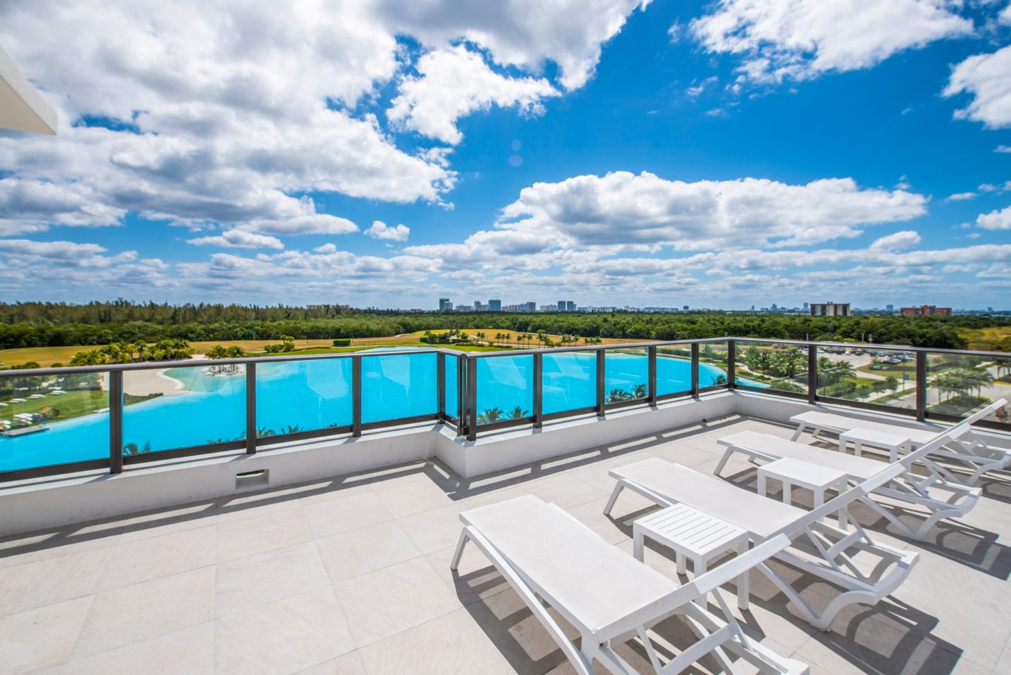 SoLe Mia Rentals Image 31