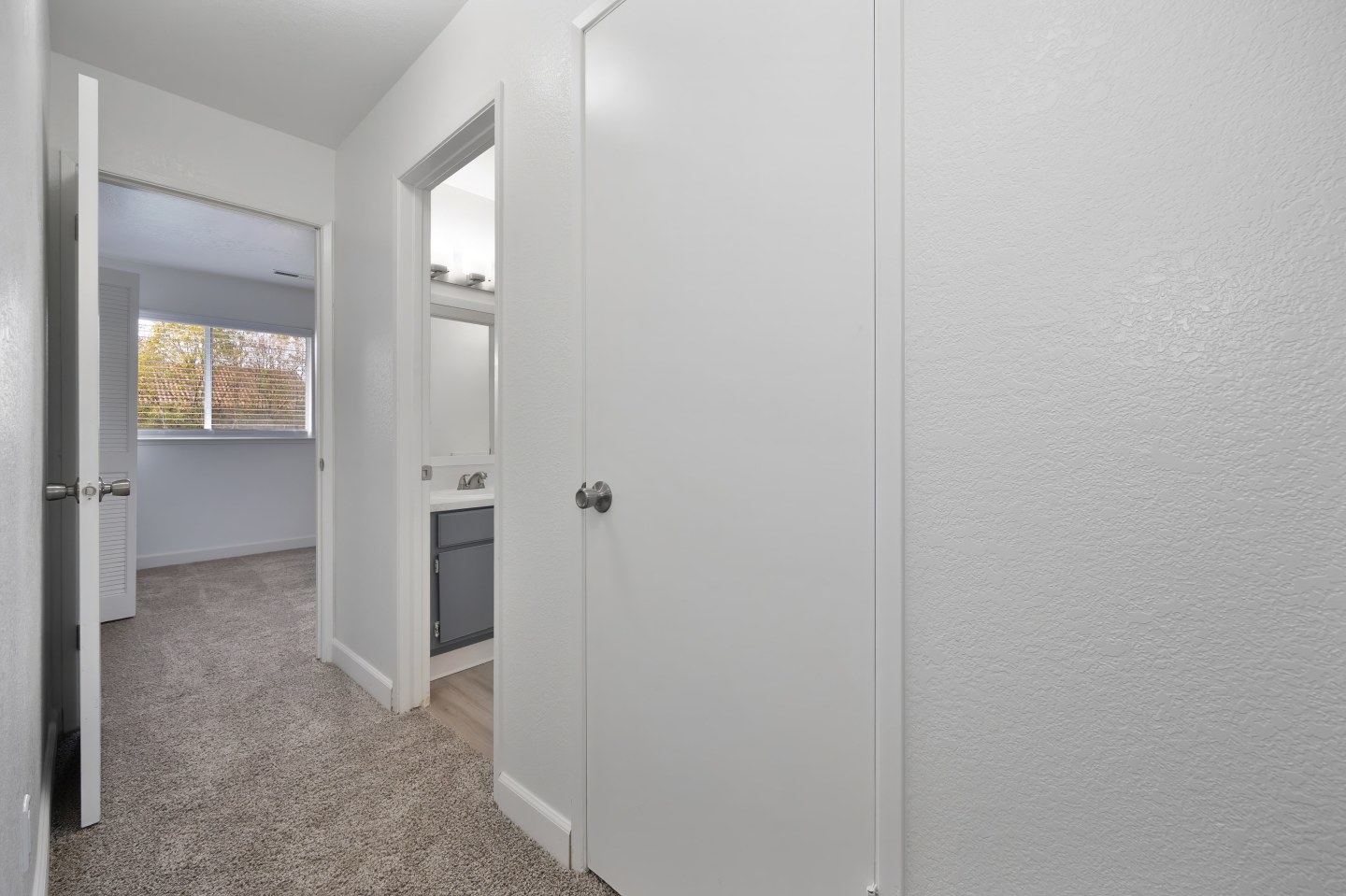 Townhomes at 201 Image 31