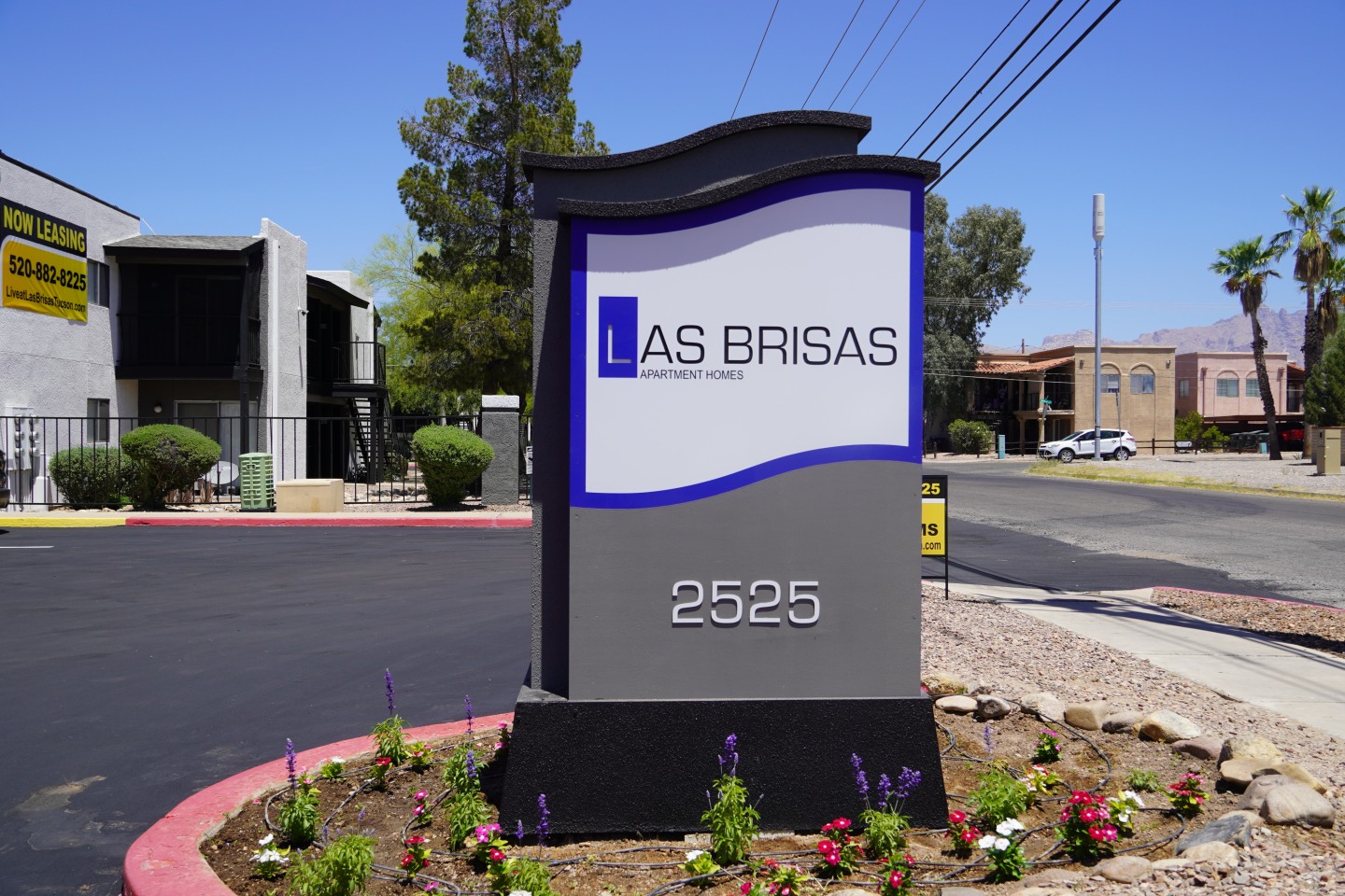 Las Brisas Apartment Homes Image 18