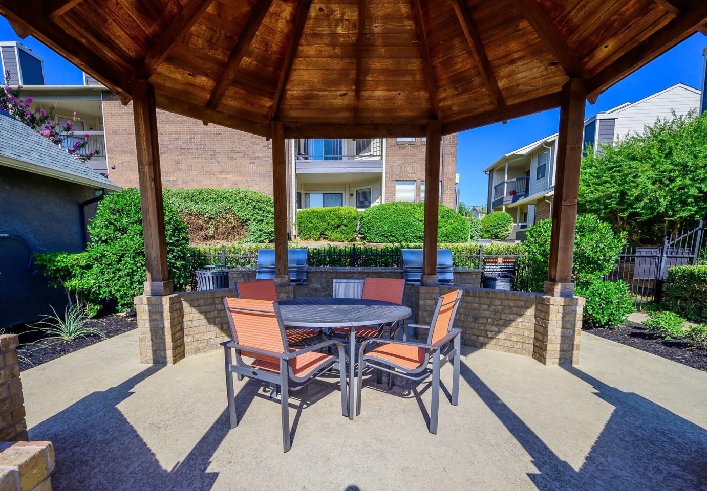 Ridgeview Place Apartment Homes Image 3