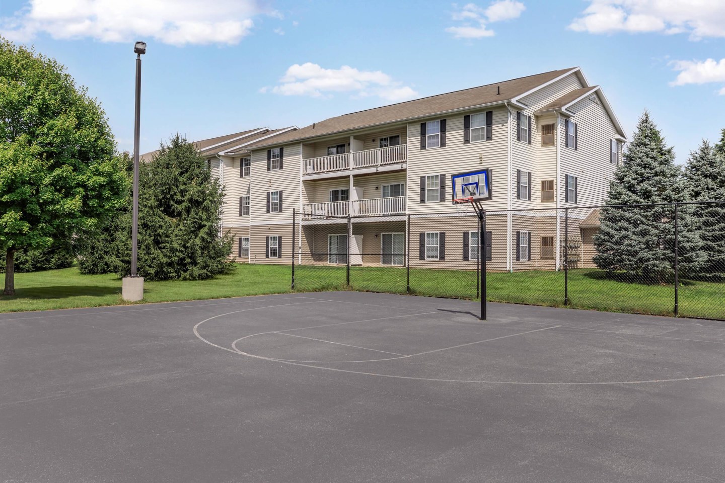 Pebblebrook Apartments Image 15